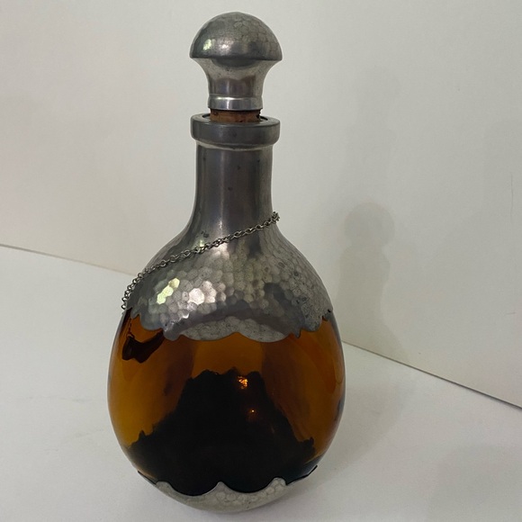 Vintage ROYAL HOLLAND Pewter Amber Pinched Glass Decanter And Scotch Hanging Tag - Picture 3 of 11